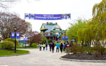 banner 'Welcome to University of Bridgeport'