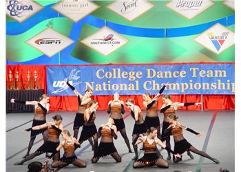 college dance team performing