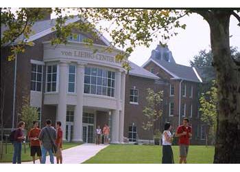 students outside 'von Liebig center' building