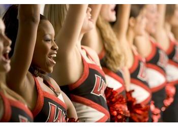 cheerleaders performing